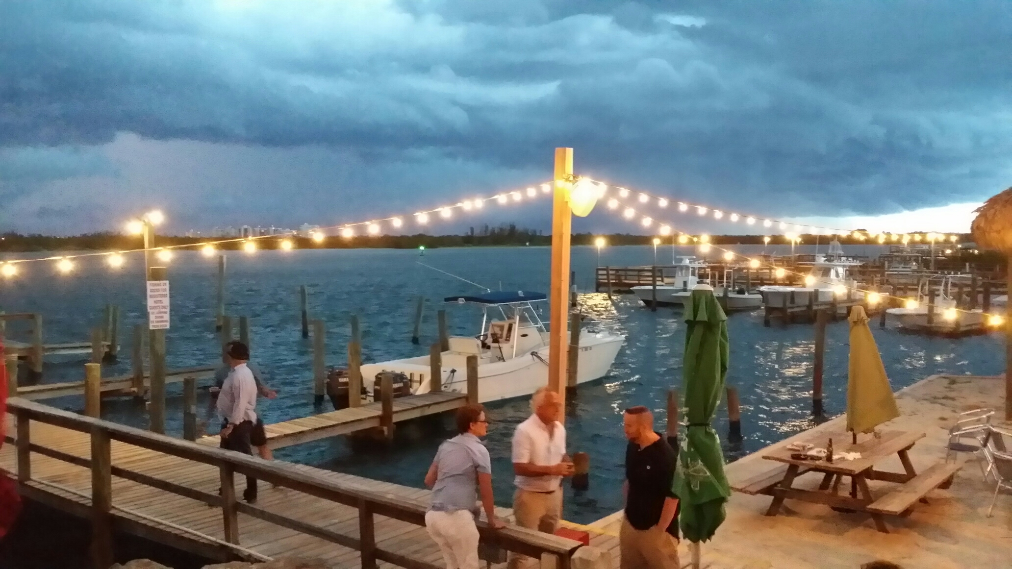 Waterfront restaurants Fort Pierce FL-Beachfront living : Hutchinson